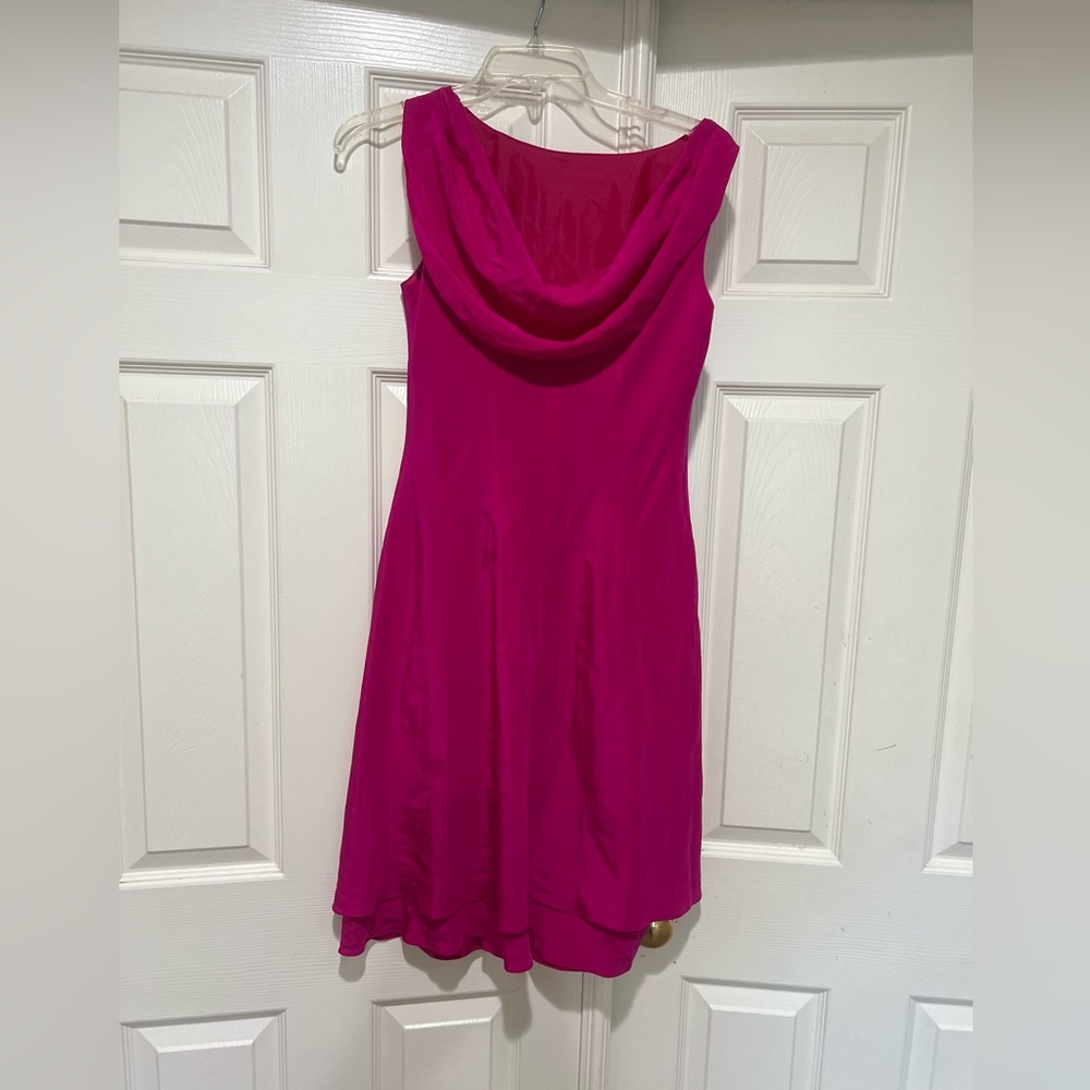 Silk Sleeveless Cowl Neck Elegant chic sophisticated flattering Pink Dress‎ Sz 6